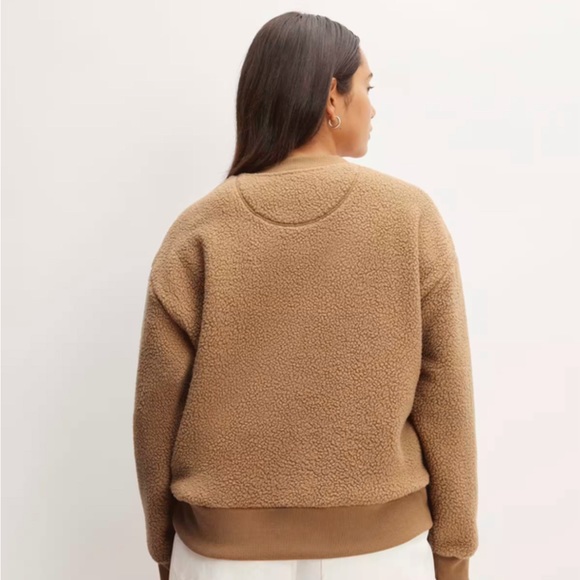 NWT Everlane ReNew Fleece Oversized Crew, Tiger Eye (Tan), Size Small - Picture 3 of 8